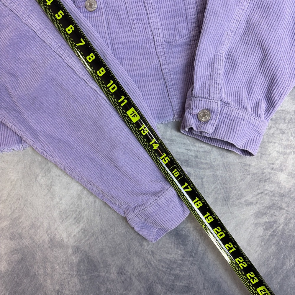 Forever 21 Corduroy Jacket Womens Medium Purple Cropped Raw Hem Button Up - Picture 4 of 6